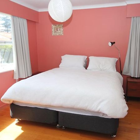 Waiwera Beach Getaway Екстериор снимка