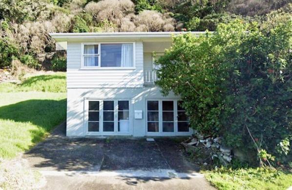 Waiwera Beach Getaway Екстериор снимка